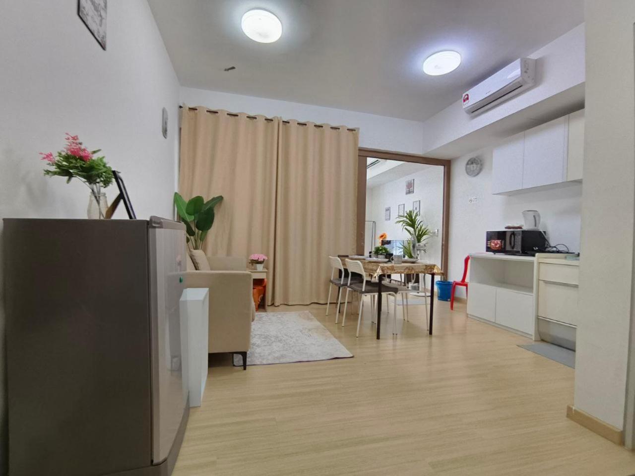 Cozy Mrt-Linked Unit, Dsara Sentral Sovo #Ds1 Sungai Buloh Esterno foto