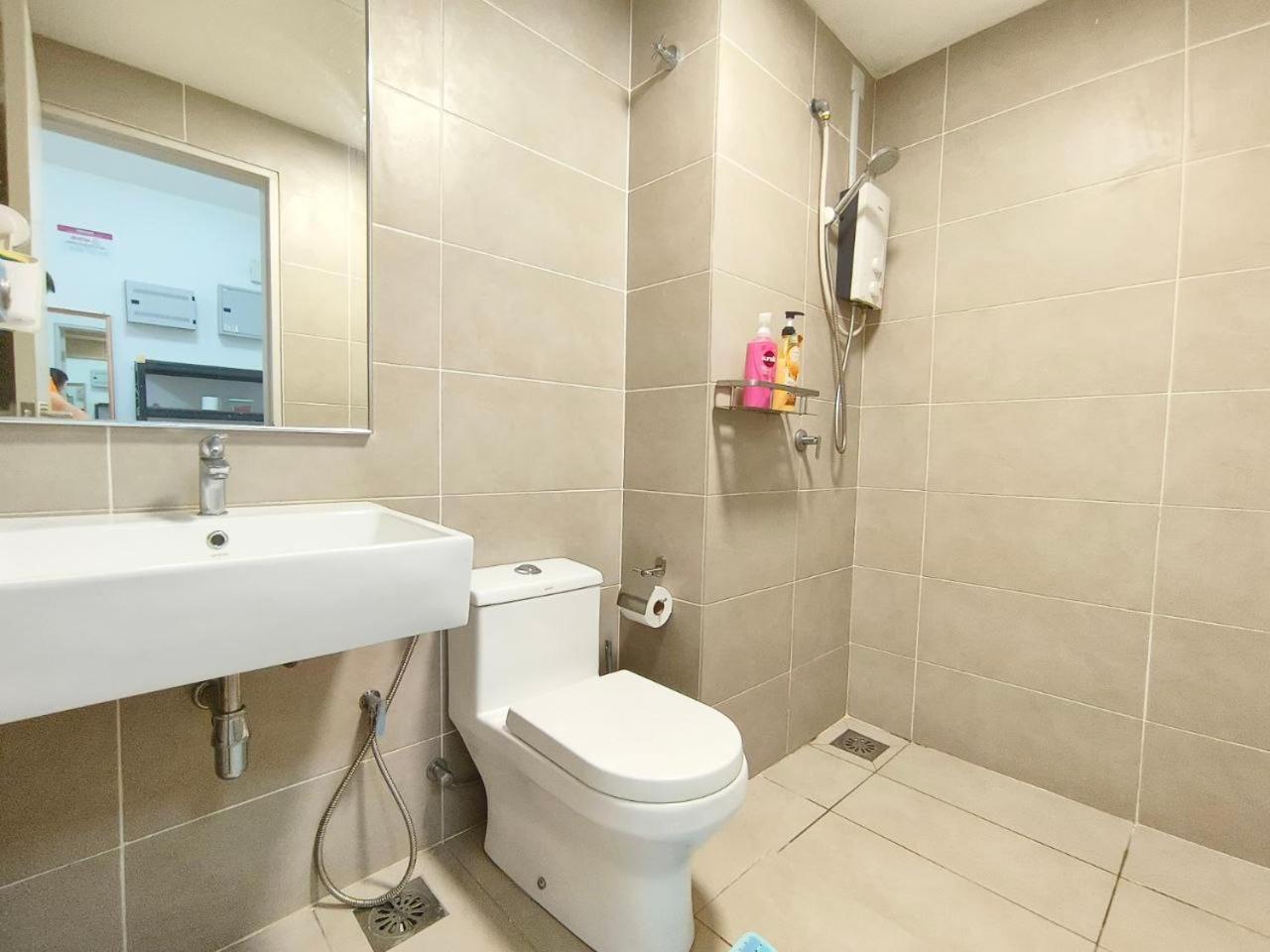 Cozy Mrt-Linked Unit, Dsara Sentral Sovo #Ds1 Sungai Buloh Esterno foto